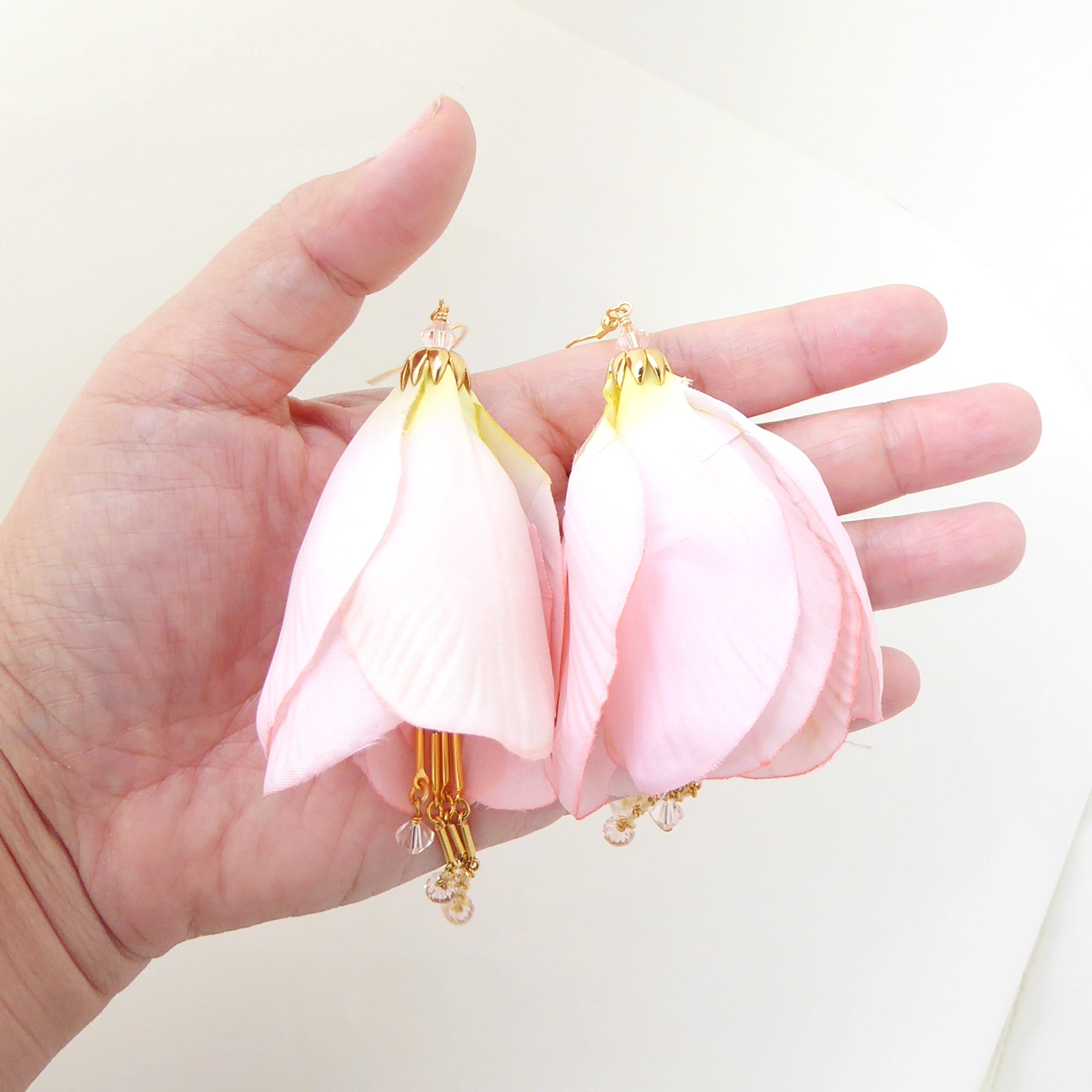 Pink beaded tulip earrings by Jenny Dayco 6