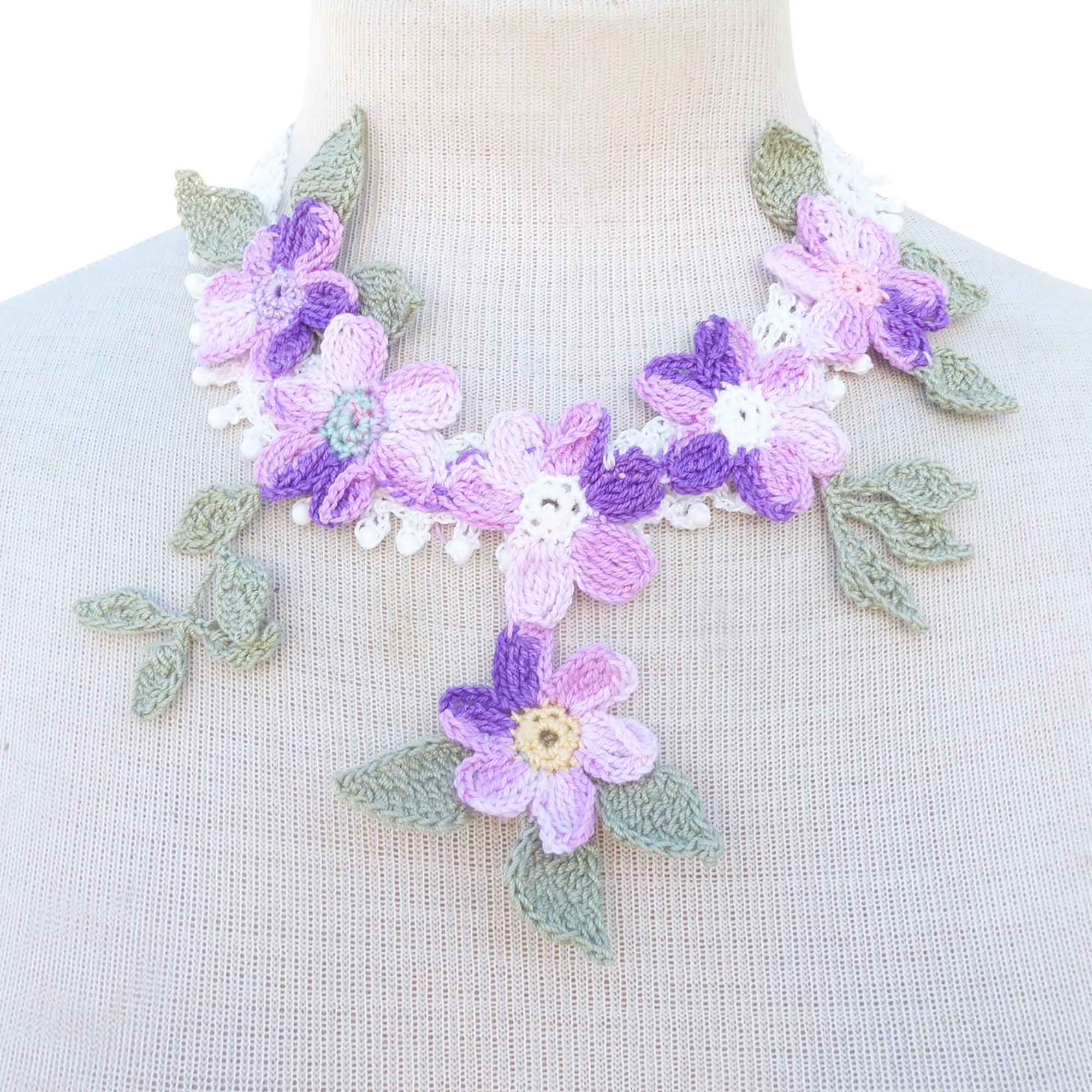 Purple flower crochet necklace by Jenny Dayco 9
