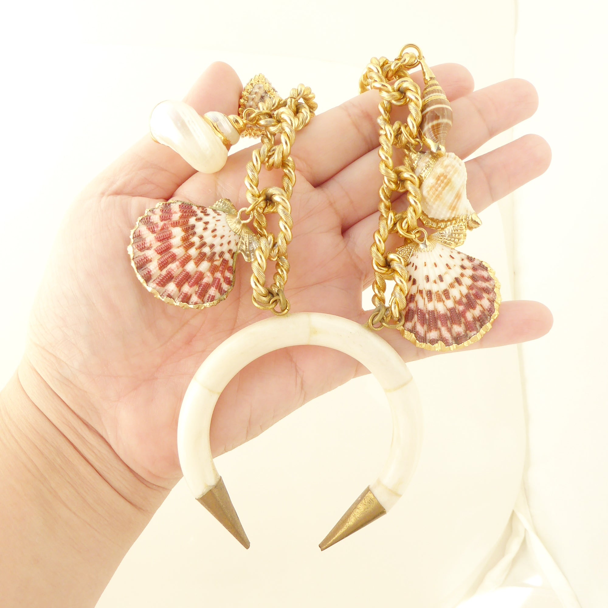Seashell necklace by Jenny Dayco 7