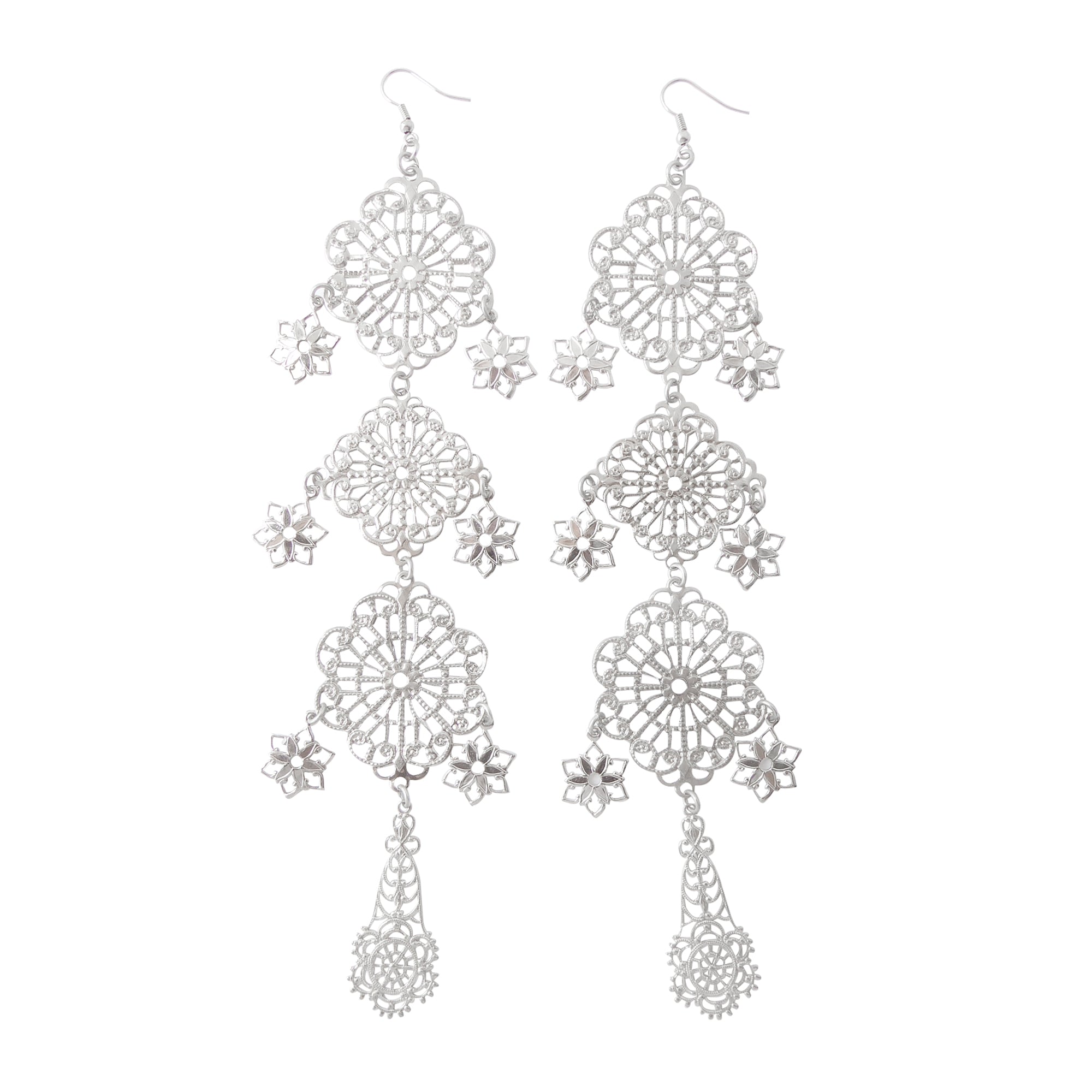 Silver long estrella earrings by Jenny Dayco 1