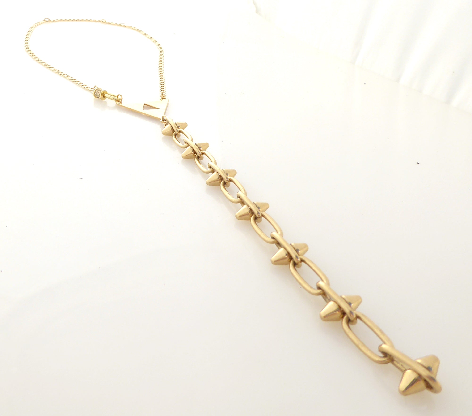 Triangular spike necklace