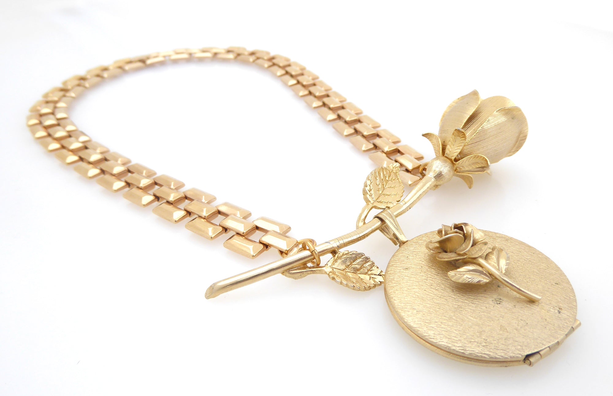 Vintage gold rose locket necklace by Jenny Dayco 2