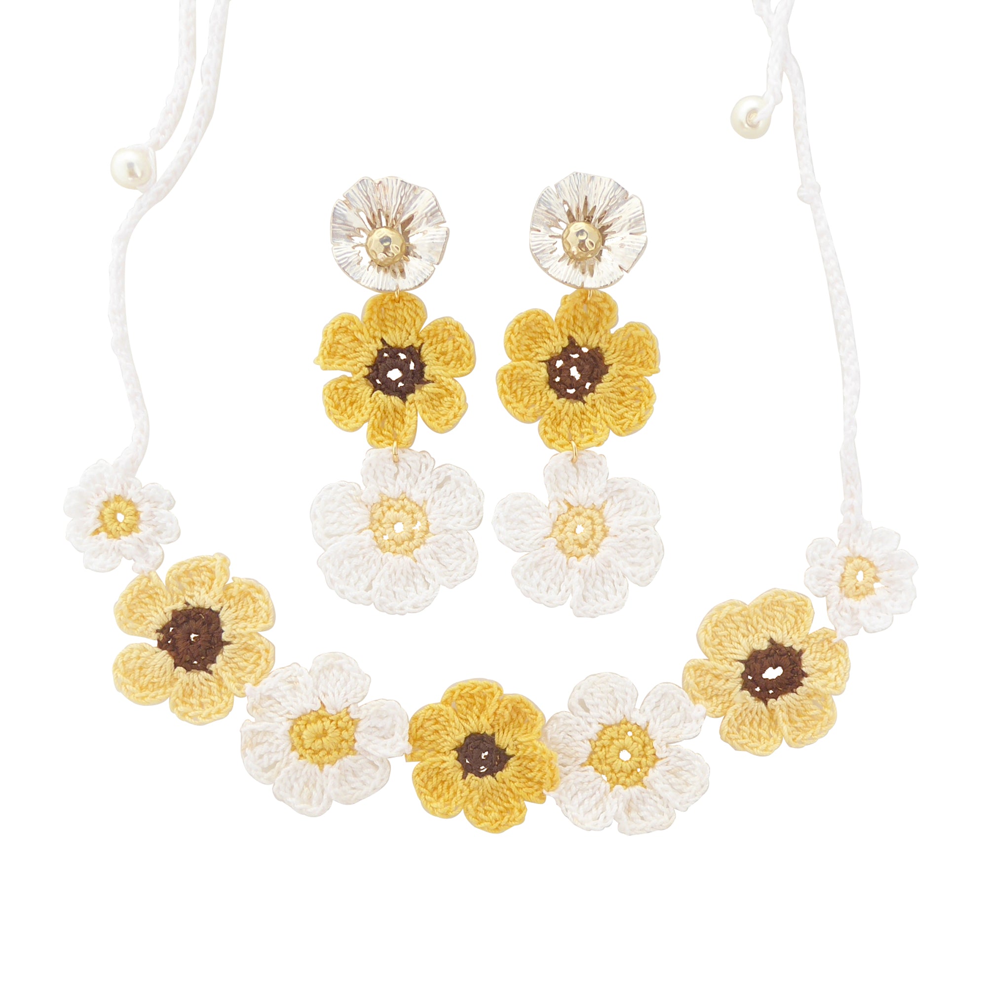 White and yellow daisy crochet jewelry set by Jenny Dayco 1